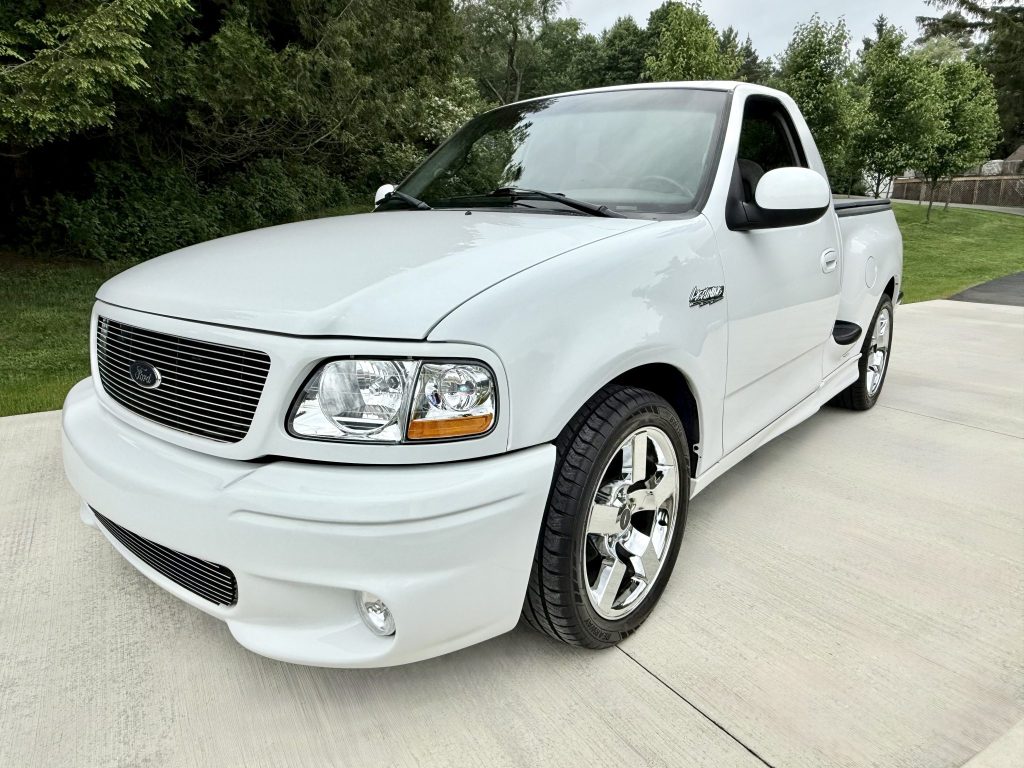 2000 Ford F-150 SVT Lightning