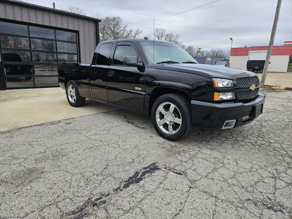 2004 Chevrolet Silverado 1500 SS