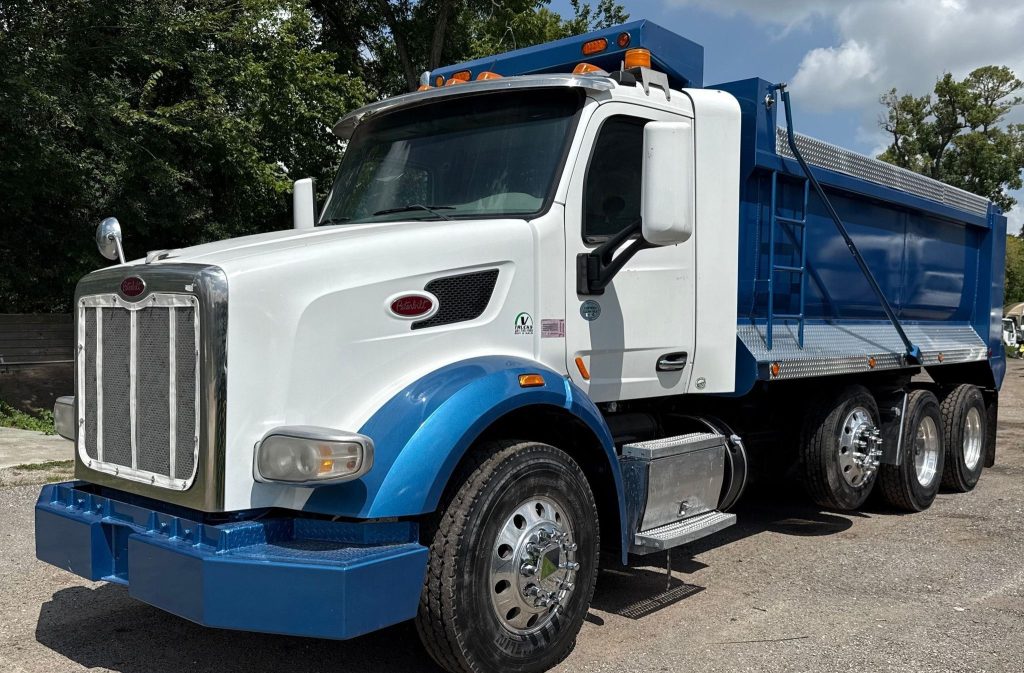2019 Peterbilt 567 Dump Truck